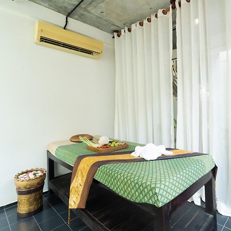 Tunnel Urban Retreat Hotel Siem Reap Exterior photo