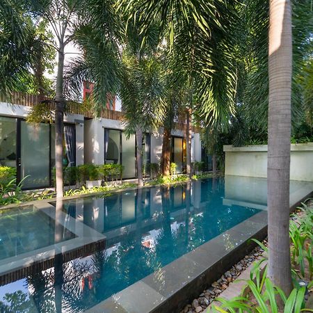 Tunnel Urban Retreat Hotel Siem Reap Exterior photo