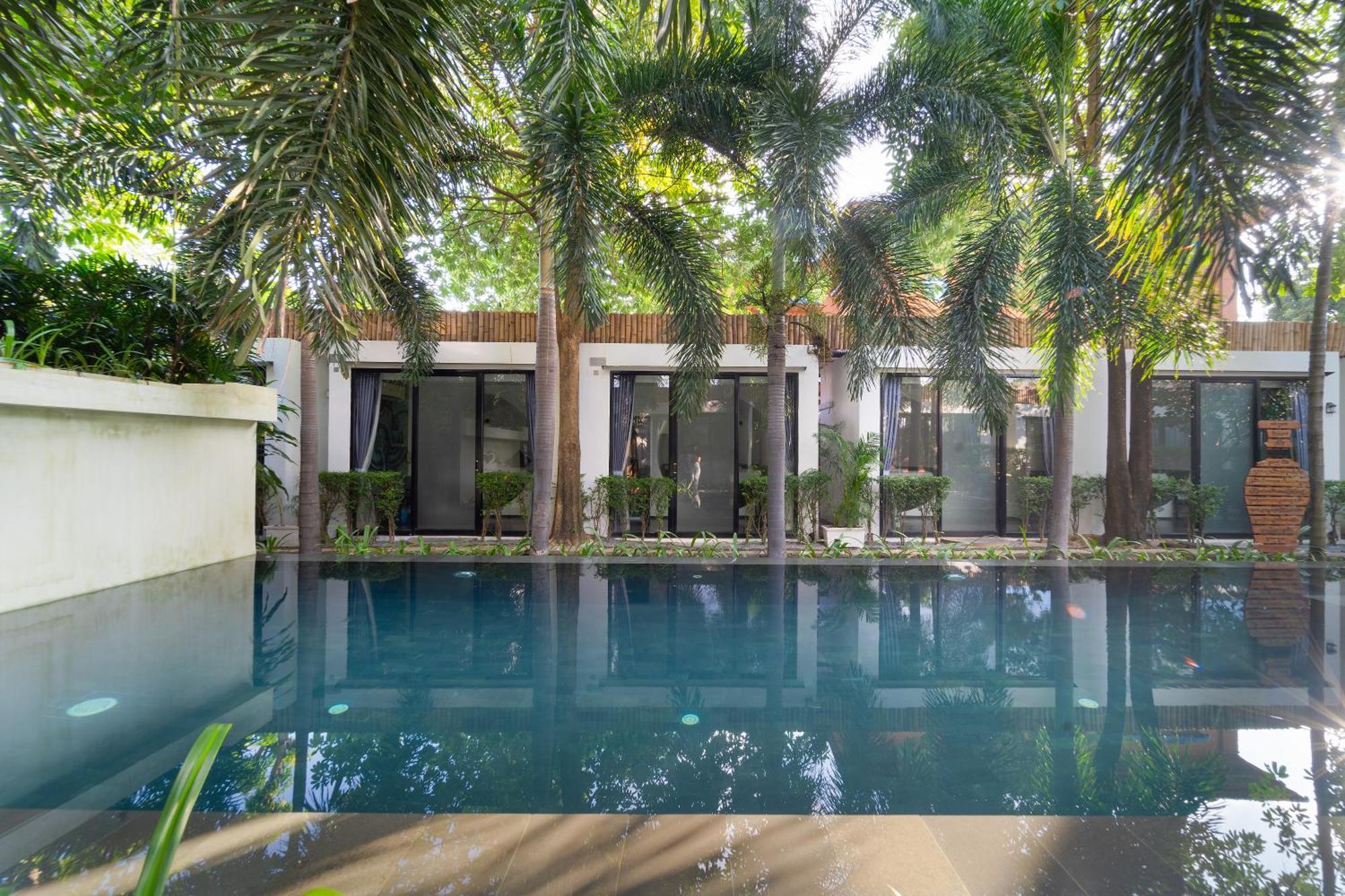 Tunnel Urban Retreat Hotel Siem Reap Exterior photo